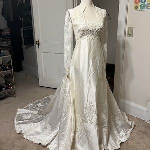Priscilla of boston vintage wedding gown